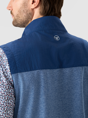 Color Block Lightweight Full Zip Vests