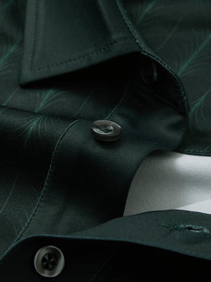 Detail view of collar on green palm leaves stylish full print contrast collared golf polo shirts